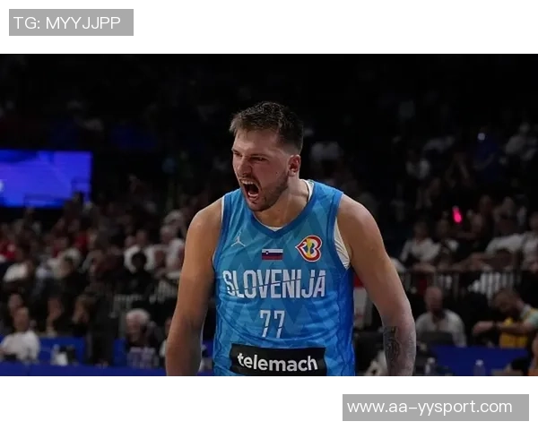 东契奇首节表现轻松自如7投4中斩获13分2板3助1断1帽展现全能实力