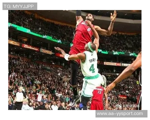 詹姆斯转发拉拉维亚精彩暴扣视频称赞杰克飞跃表现令人惊叹